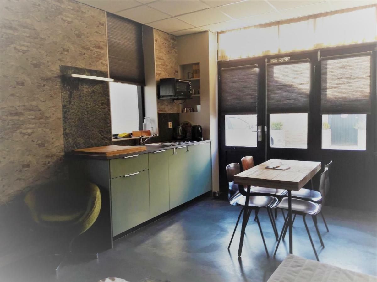 D'Rommels Goed Slapen Apartment เดนเฮลเดอร์ ภายนอก รูปภาพ